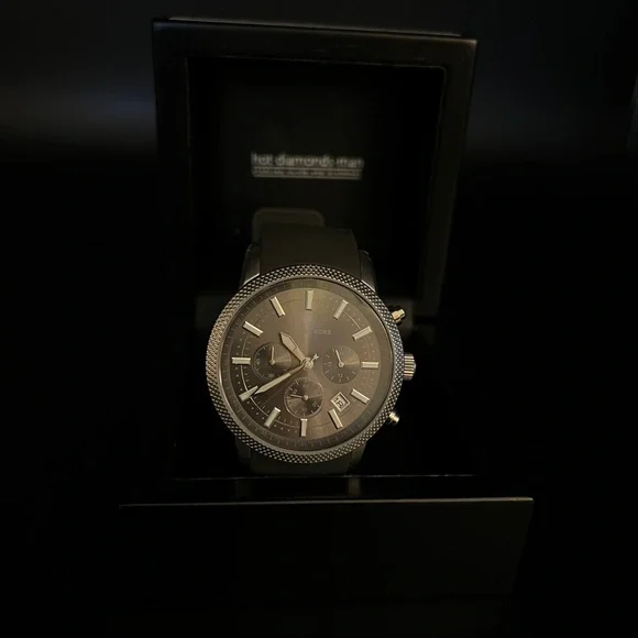 Michael Kors Scout Watch - Picture 4 of 10